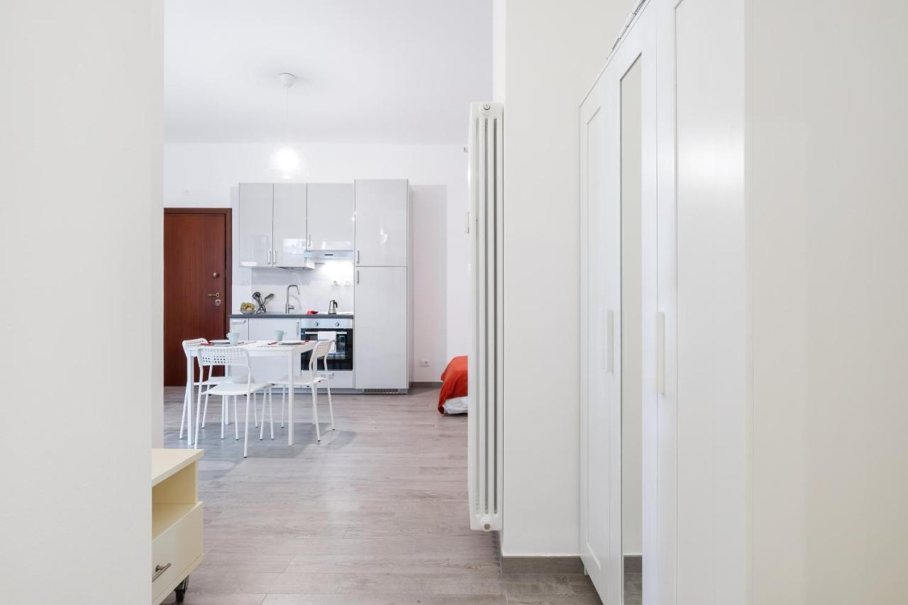 Giardini Margherita Monolocale Con Balcone 博洛尼亚 外观 照片